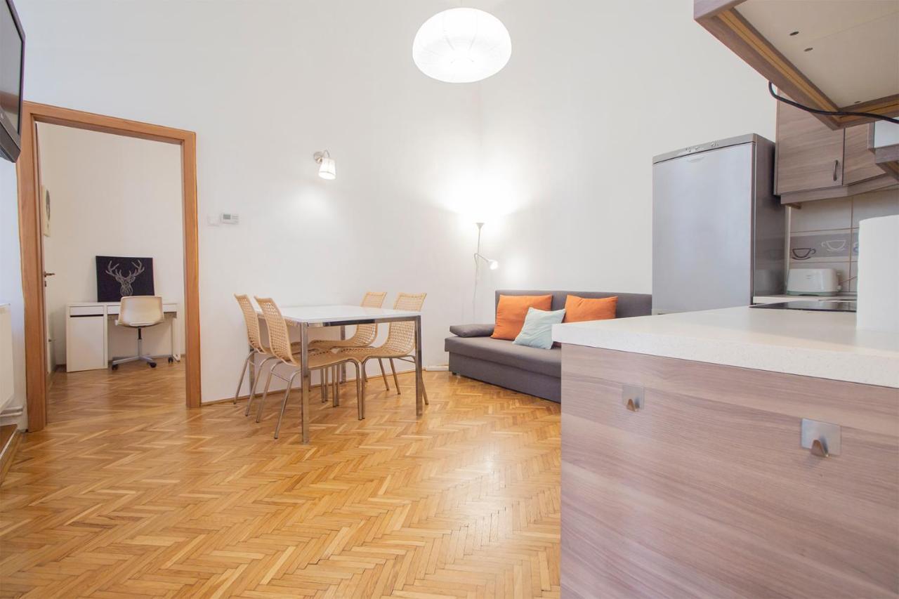 Basilica Two Bedroom Appartamento *